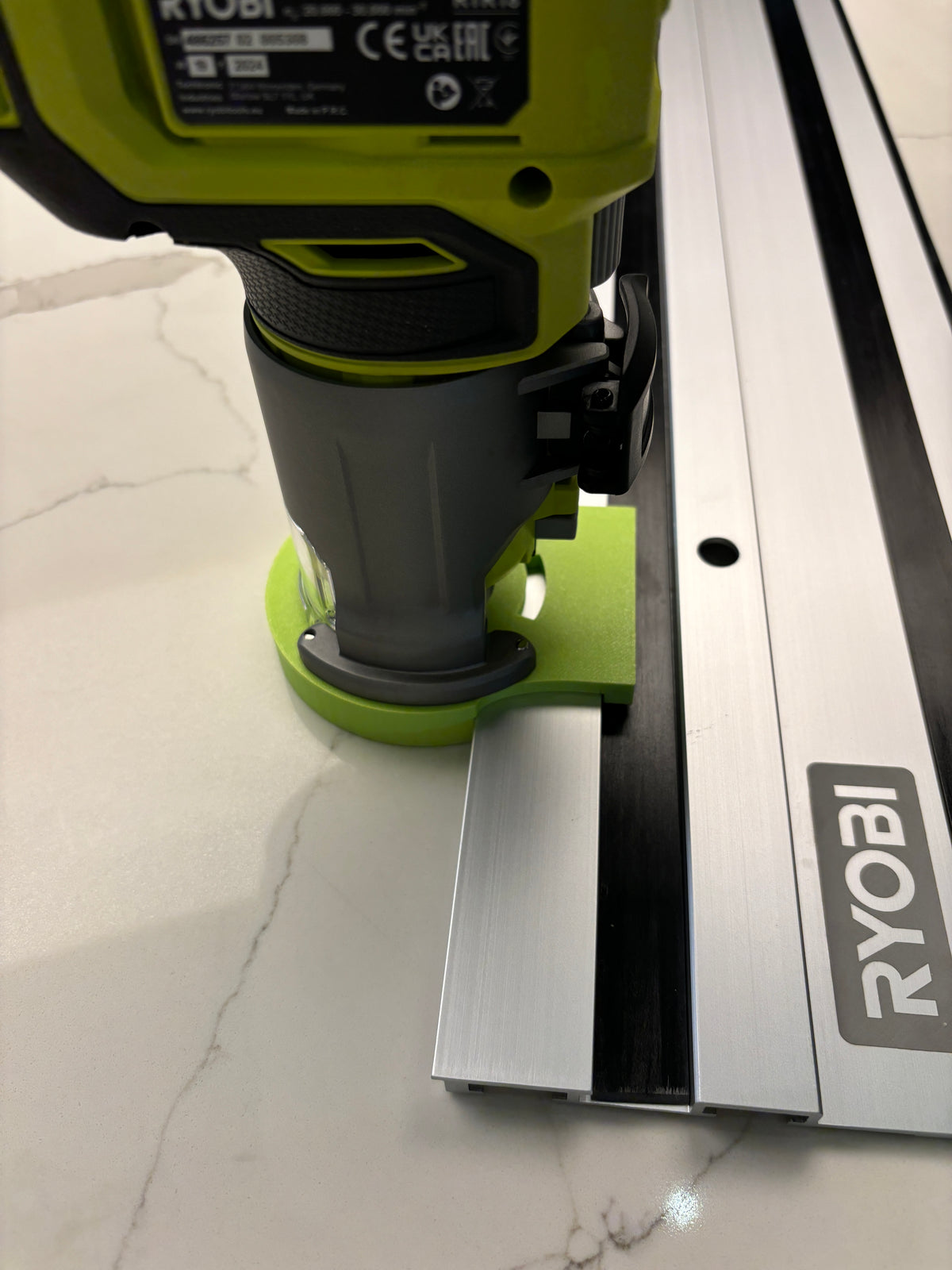 Ryobi RTR18 RTR18C R18TR P601 Tauchsockel-Schienenadapter für Ryobi Führungsschiene