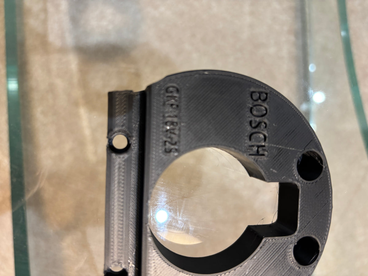Bosch GKF 18V-25 Advanced bovenfrees invalvoet geleiderail adapter naar Triton spoor/geleiderail