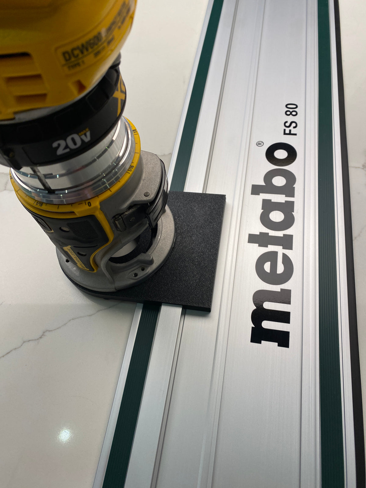 Adaptateur de rail de guidage Dewalt DCW600 DWP601 pour rail de guidage Metabo