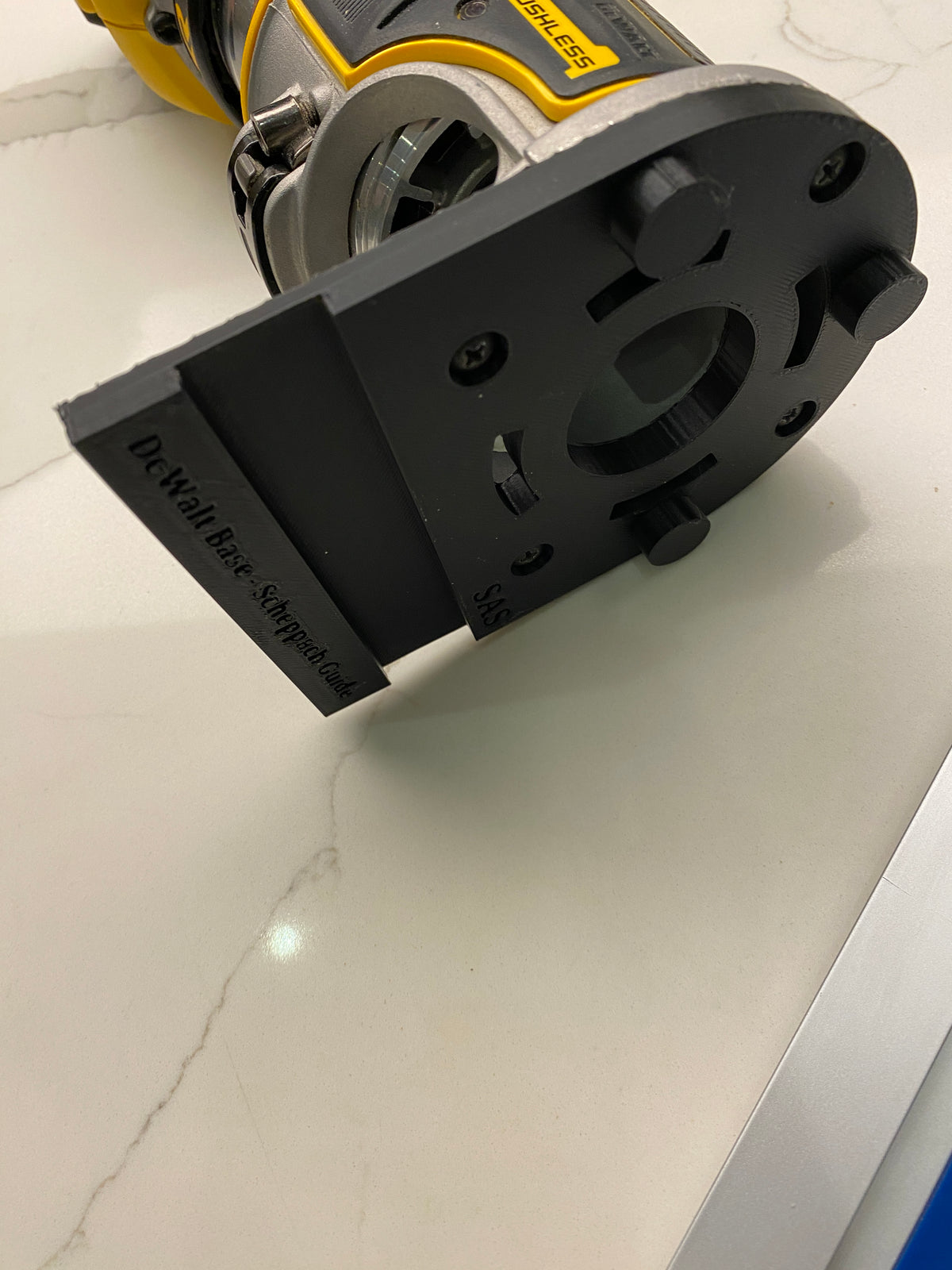 Dewalt DCW600 DWP601 Tauchsockel-Schienenadapter für Scheppach Führungsschiene