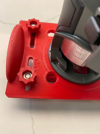 Base de fraisage Milwaukee M18 FUEL pour la réalisation de mortaises / mortaises à fente / rainures