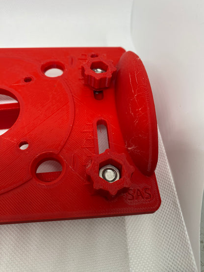 Base de fraisage Milwaukee M18 FUEL pour la réalisation de mortaises / mortaises à fente / rainures