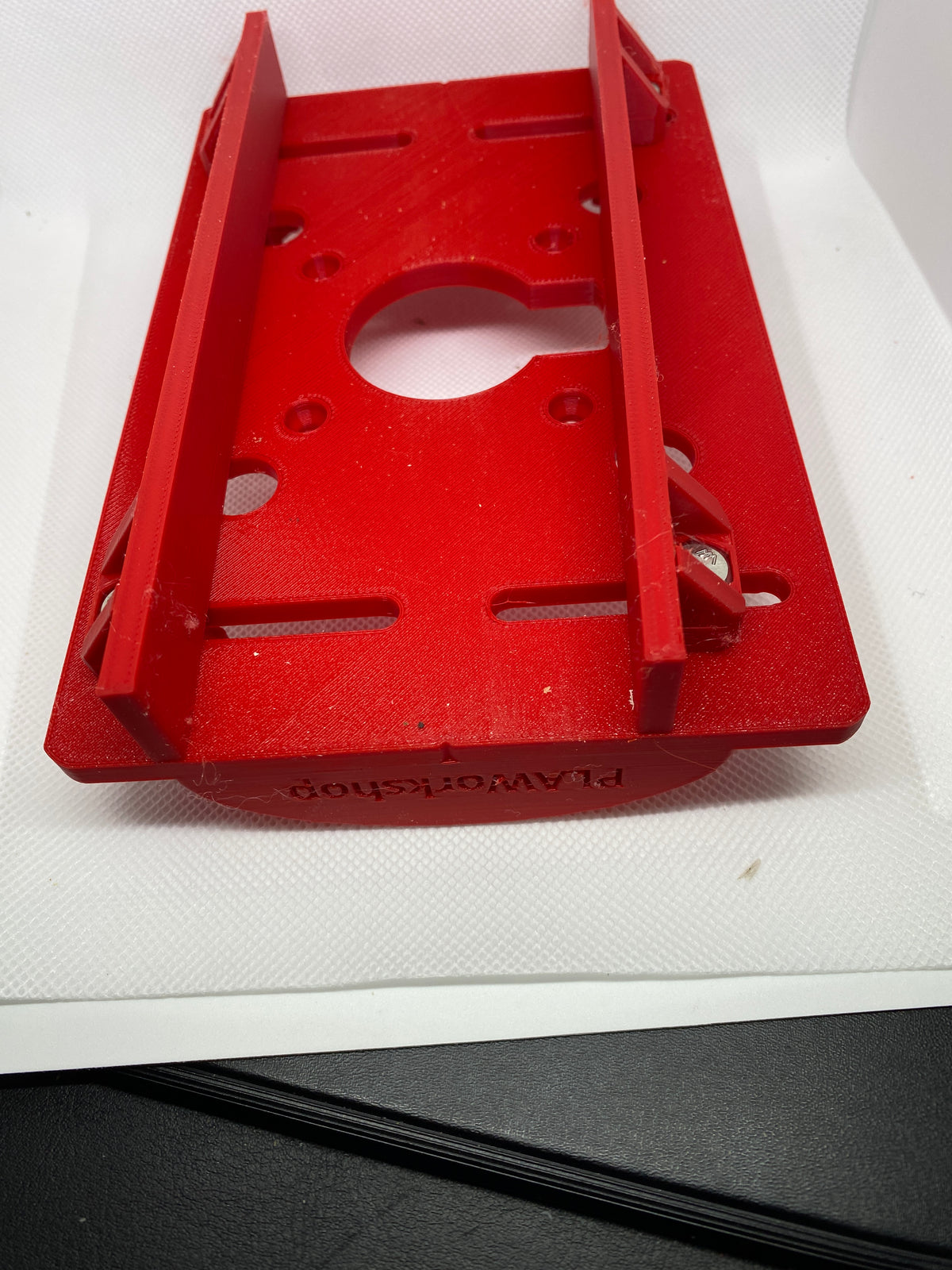 Base de fraisage Milwaukee M18 FUEL pour la réalisation de mortaises / mortaises à fente / rainures