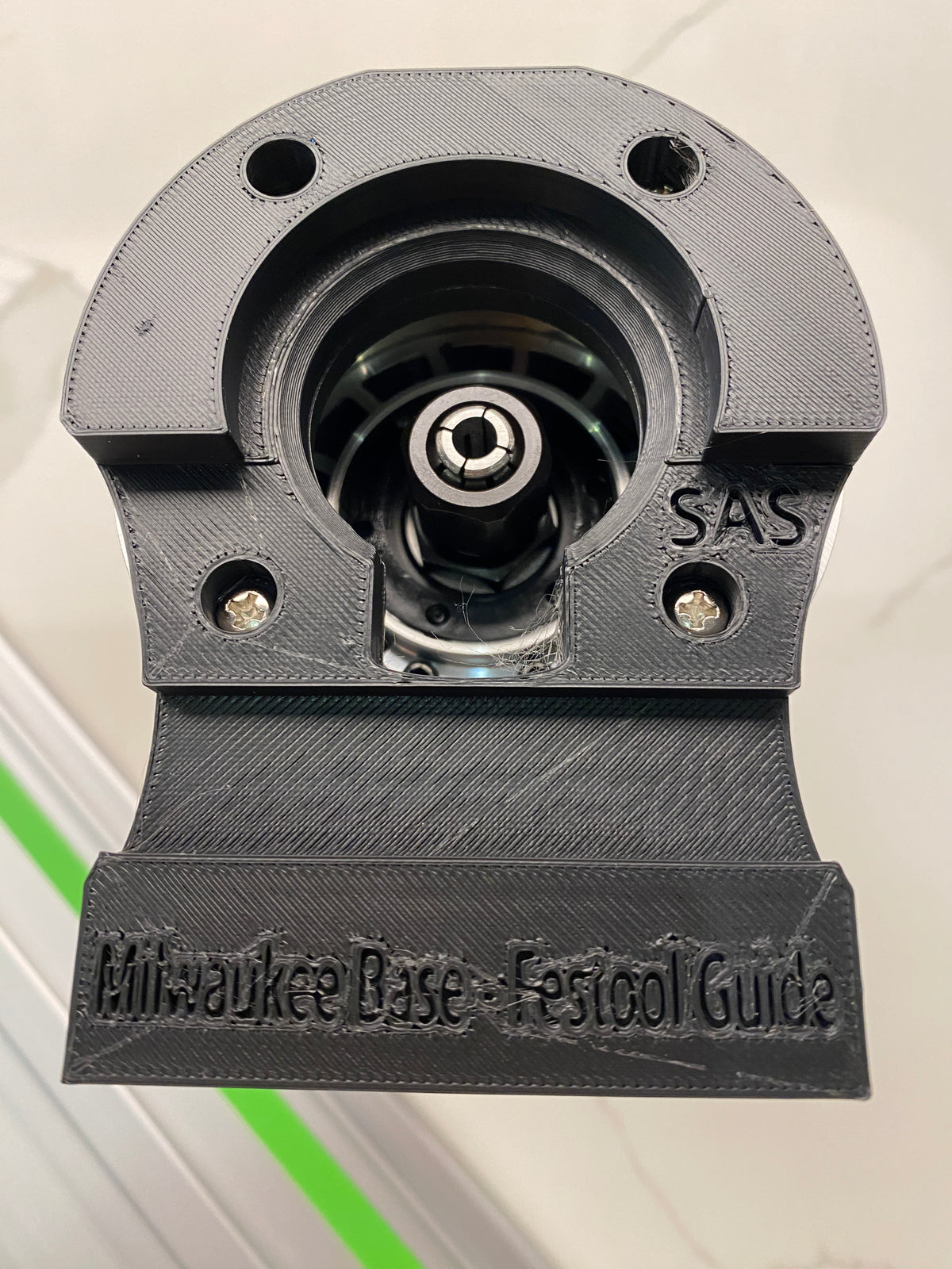 Adaptateur de rail de guidage Milwaukee Router M18 FUEL pour rail de guidage Festool