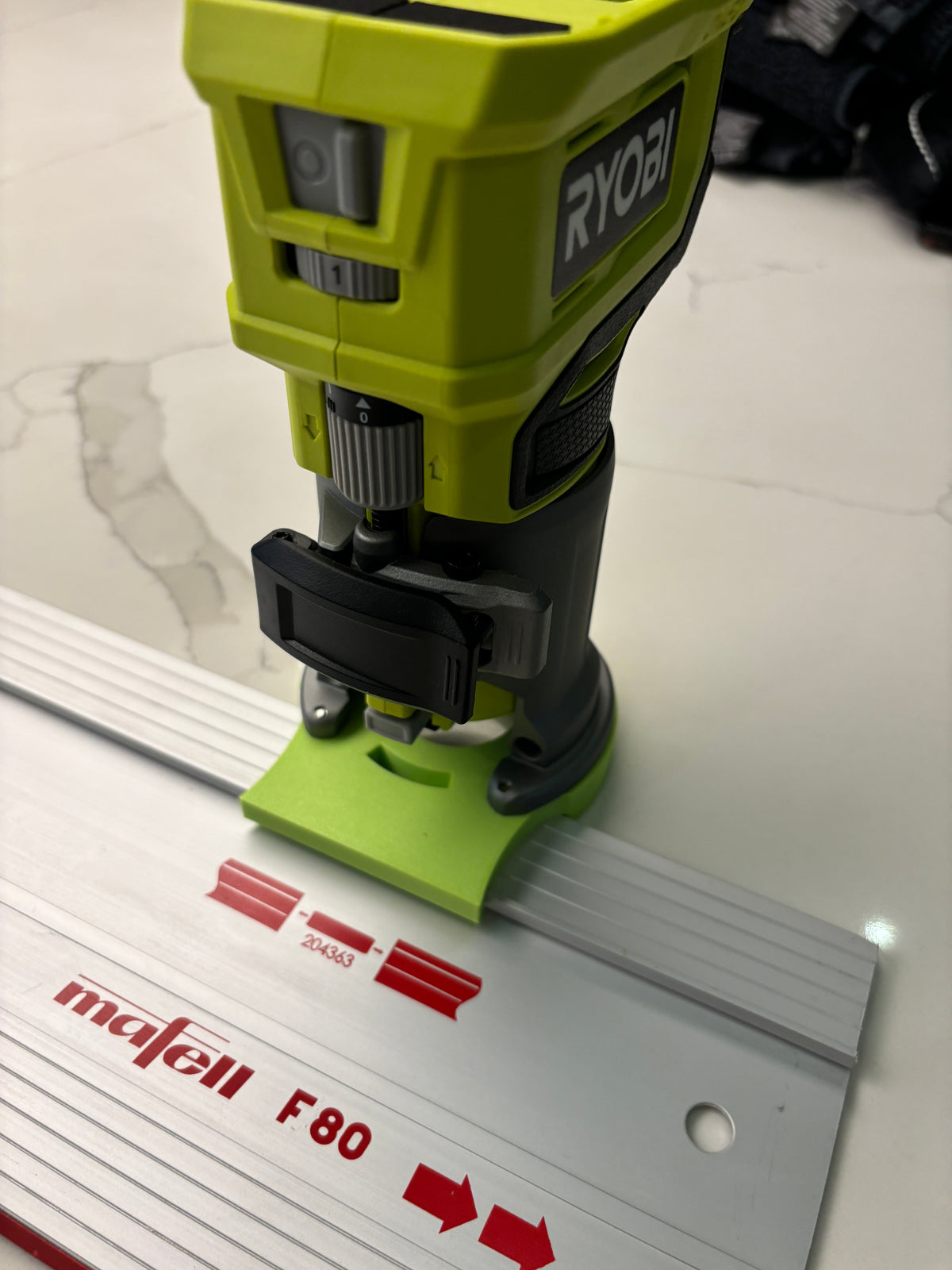 Ryobi RTR18 RTR18C R18TR P601 bovenfreesgeleiderailadapter voor Mafell-geleiderail