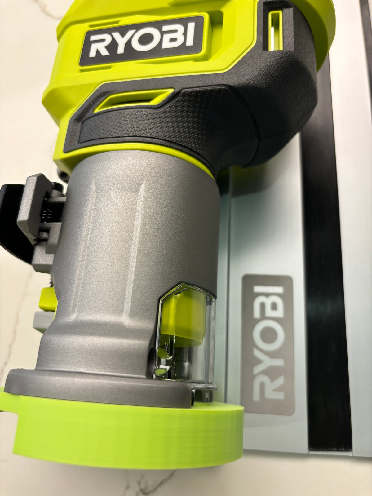 Ryobi RTR18 RTR18C R18TR P601 Tauchsockel-Schienenadapter für Ryobi Führungsschiene