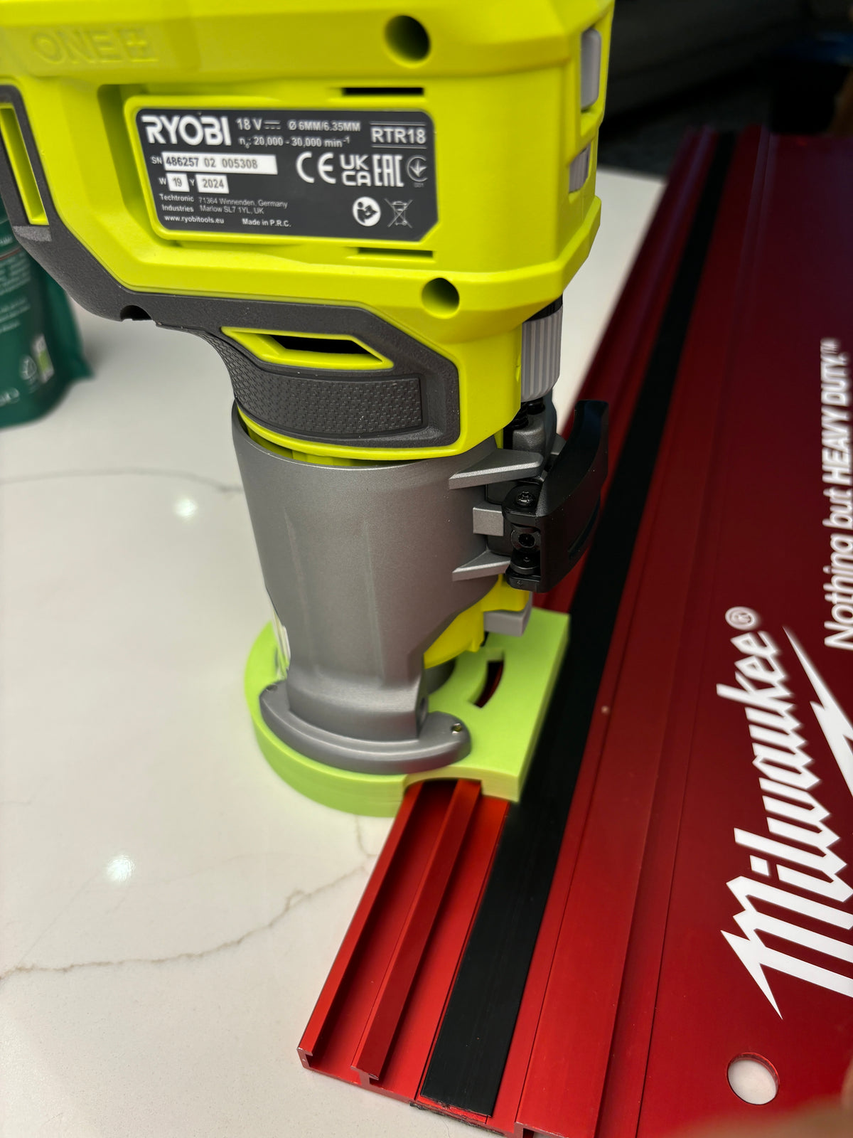 Ryobi RTR18 RTR18C R18TR P601 Tauchsockel-Schienenadapter für Milwaukee Führungsschiene