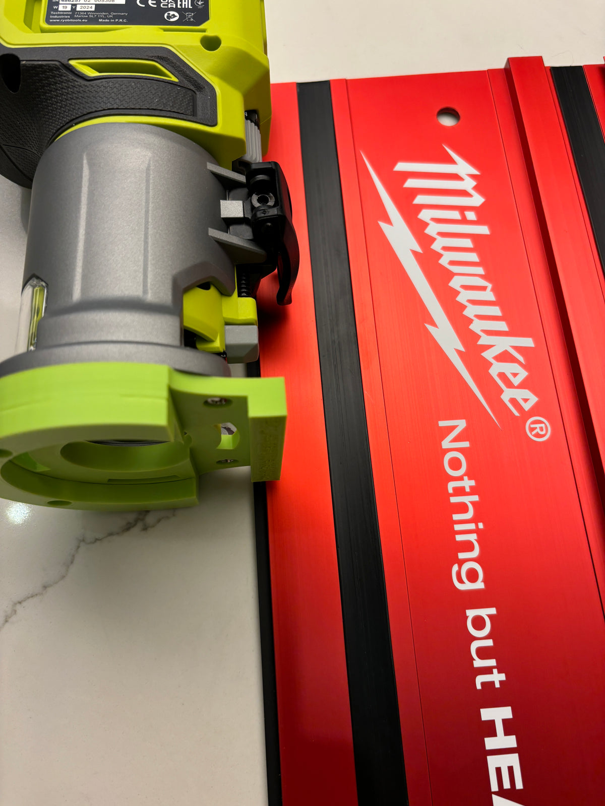 Ryobi RTR18 RTR18C R18TR P601 Tauchsockel-Schienenadapter für Milwaukee Führungsschiene