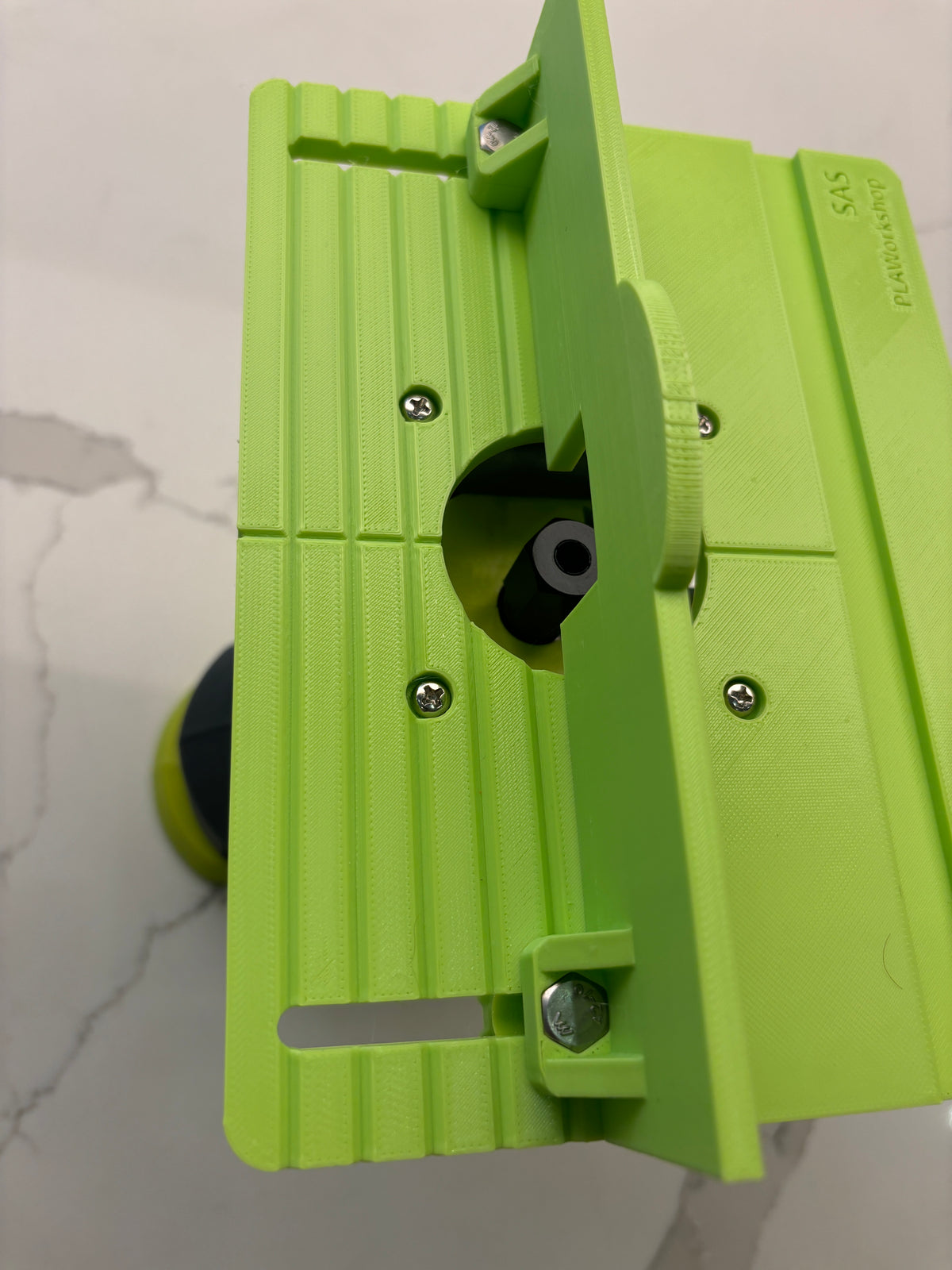 TOOLAX Mini-Frästisch-Einsatz für Ryobi – Werkbank-kompatibel | Hergestellt im Vereinigten Königreich