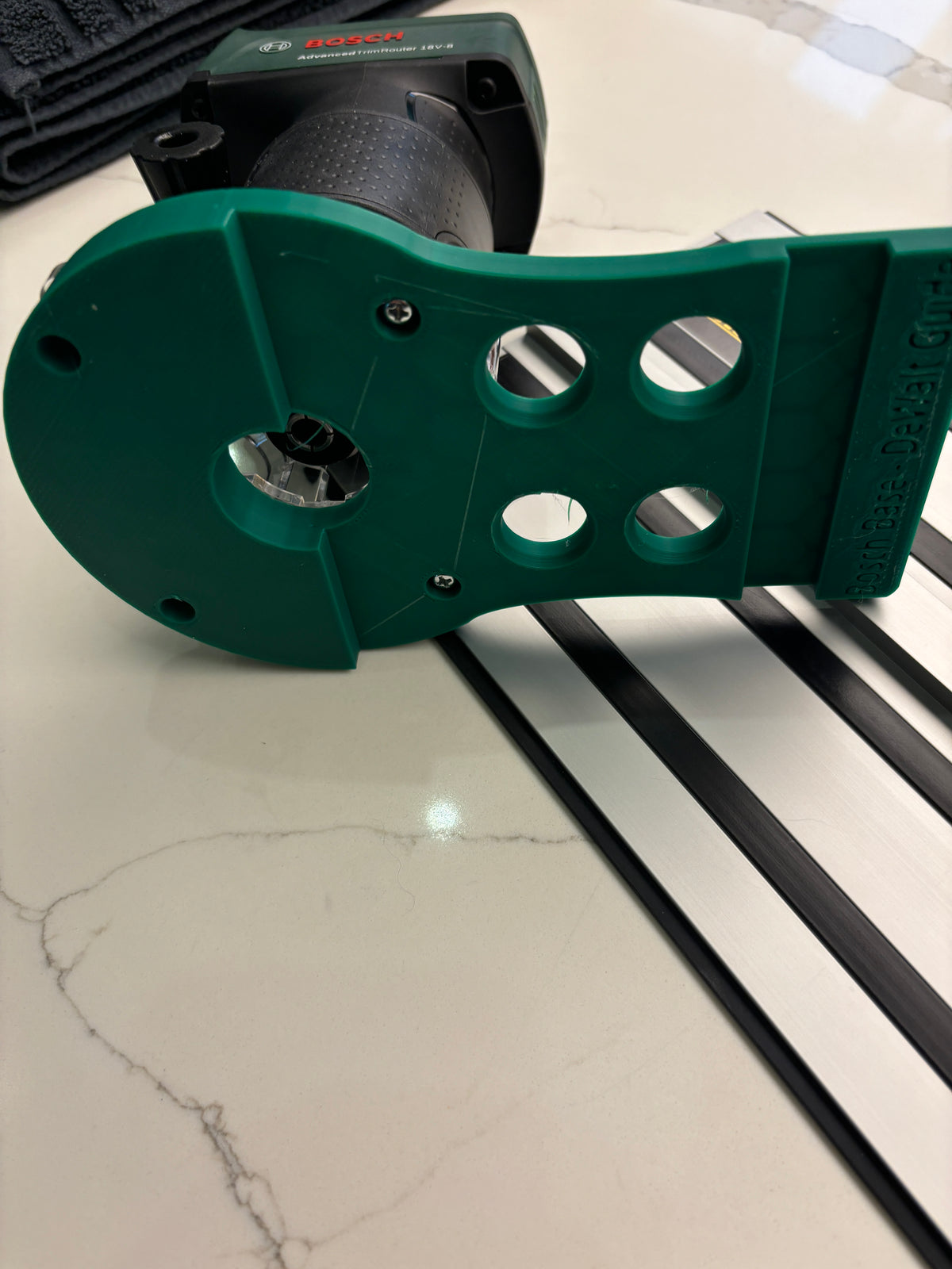 18V-8 Geavanceerde Trim Router Duikbasis Geleiderailadapter compatibel met Dewalt Geleiderail