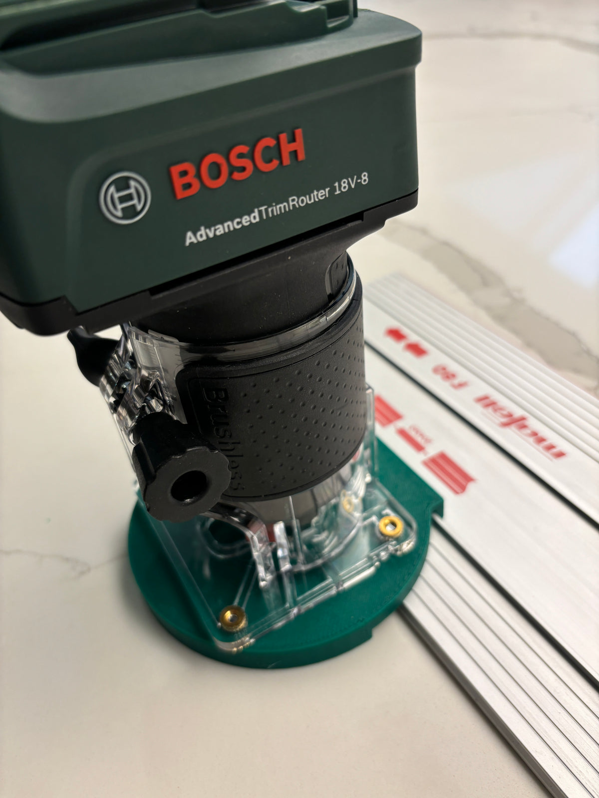18V-8 Advanced Oberfräse Tauchbasis Führungsschienen-Adapter kompatibel mit Mafell Schiene / Führungsschiene