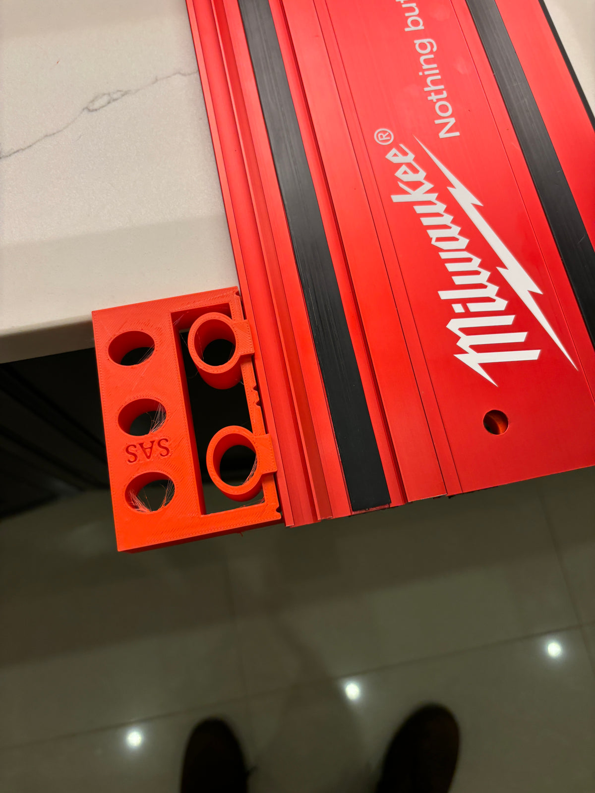 Toolless Large 90 Degree Angle Guide Rail Stop to Fit Milwaukee Guide Rails