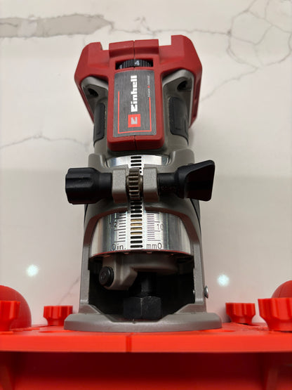 Einhell TP-ET 18 Li BL Fräsbasis-Schablone zum Herstellen von Zapfen-/Schlitzfräsungen/Nuten