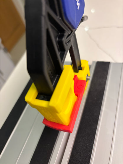 Pieds adaptateurs de serre-rail de guidage Dewalt pour scie plongeante - pour s'adapter à la pince rapide WORKPRO