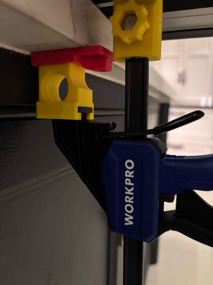 Pieds adaptateurs de serre-rail de guidage Dewalt pour scie plongeante - pour s'adapter à la pince rapide WORKPRO