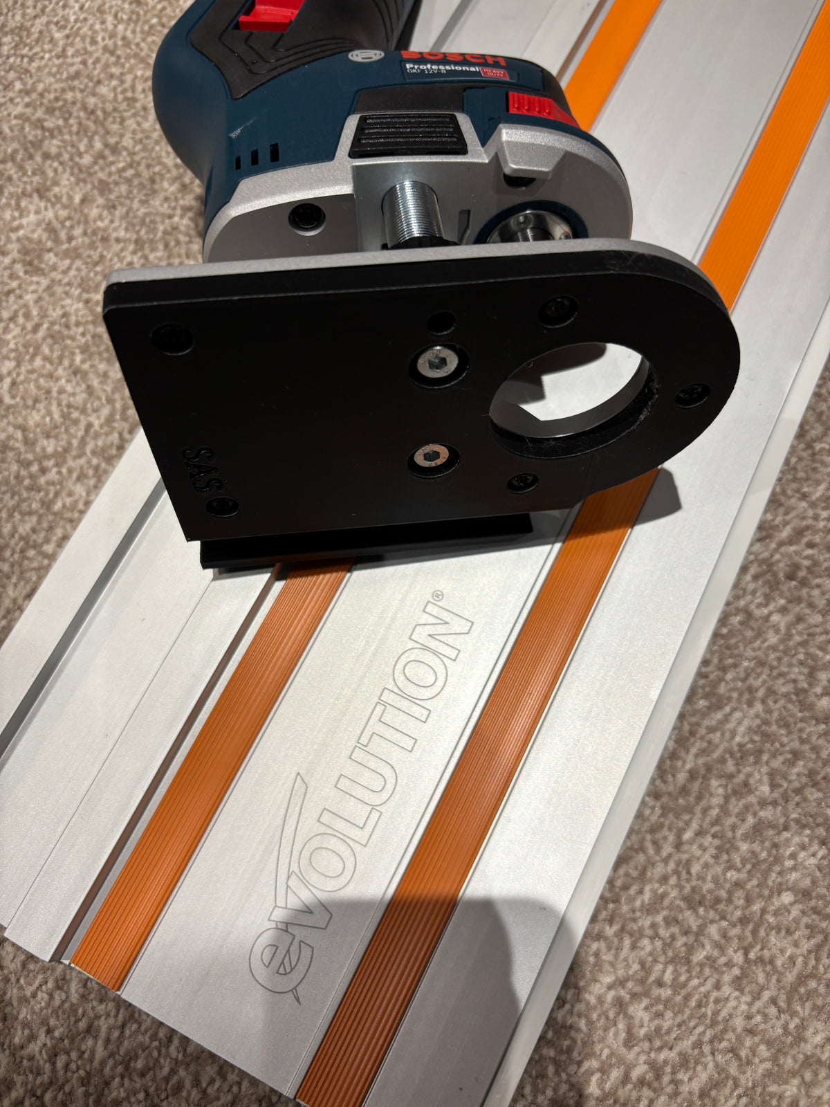 Bosch GKF 12V-8 Accu kantenfrees Basisgeleiderailadapter voor Evolution rail/geleiderail