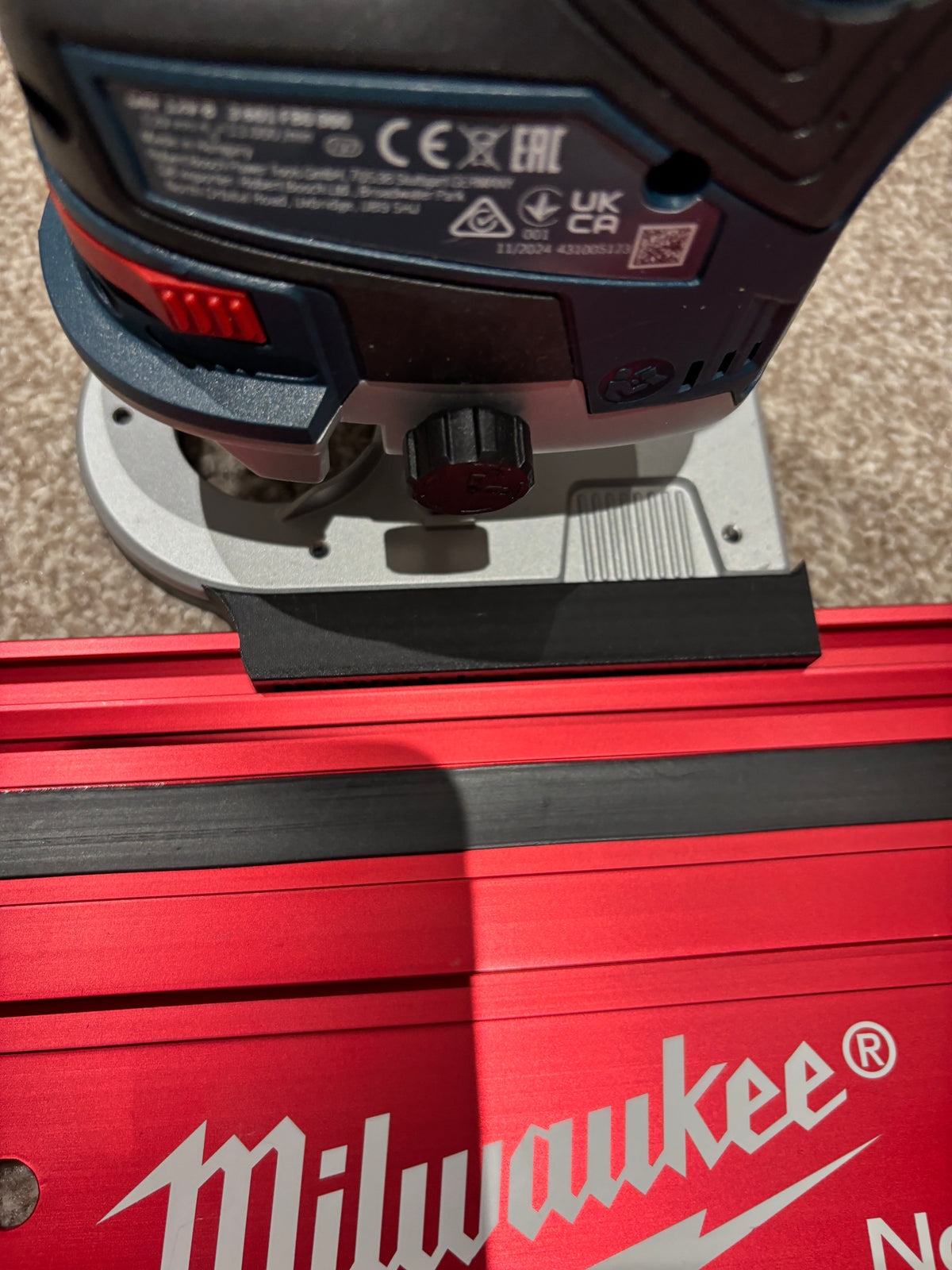 Bosch GKF 12V-8 Cordless Edge Trim Router Base Guide Rail Adapter to Milwaukee Track / Guide Rail