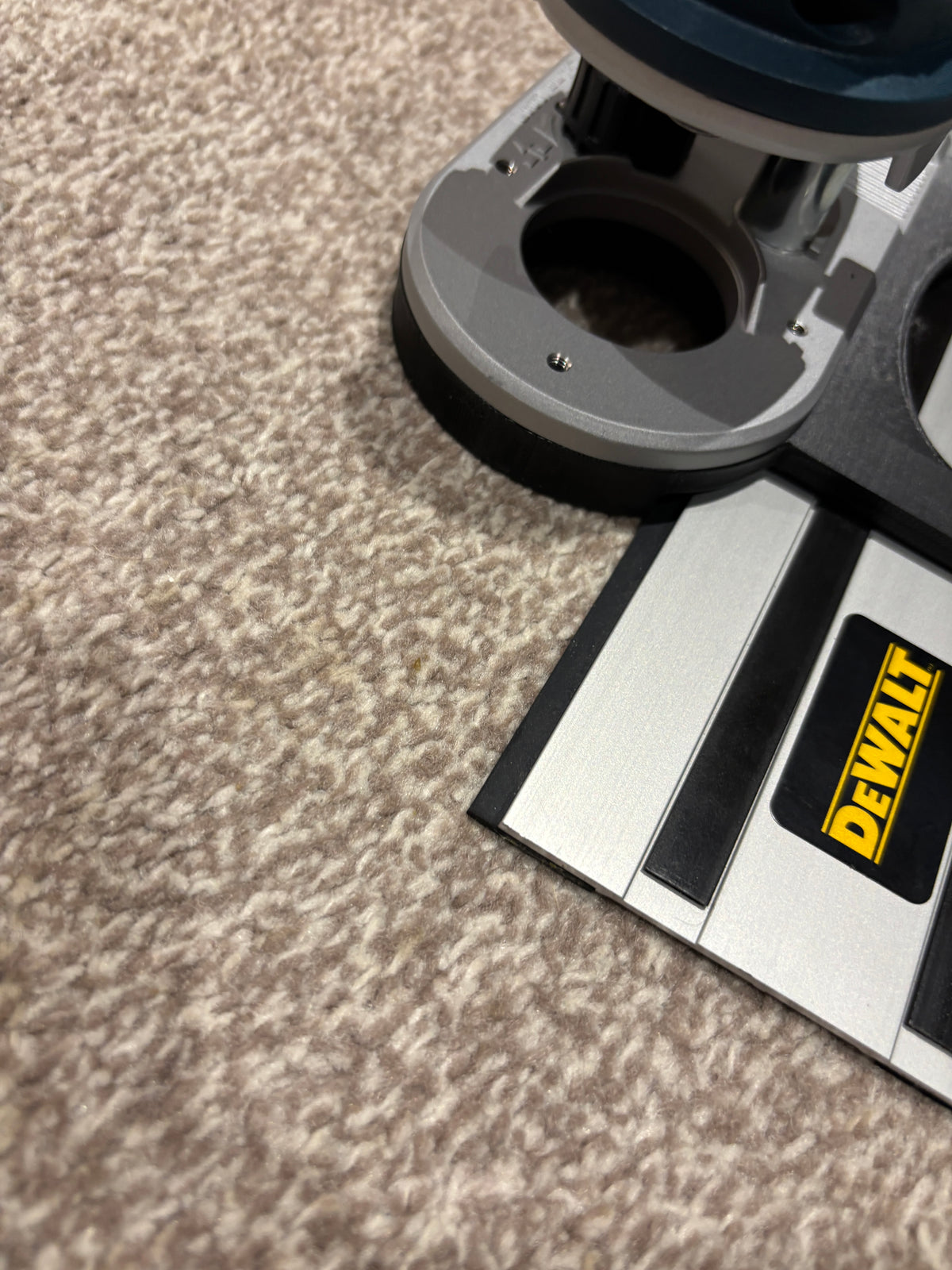 Bosch GKF 12V-8 Cordless Edge Trim Router Base Guide Rail Adapter to Dewalt Track / Guide Rail