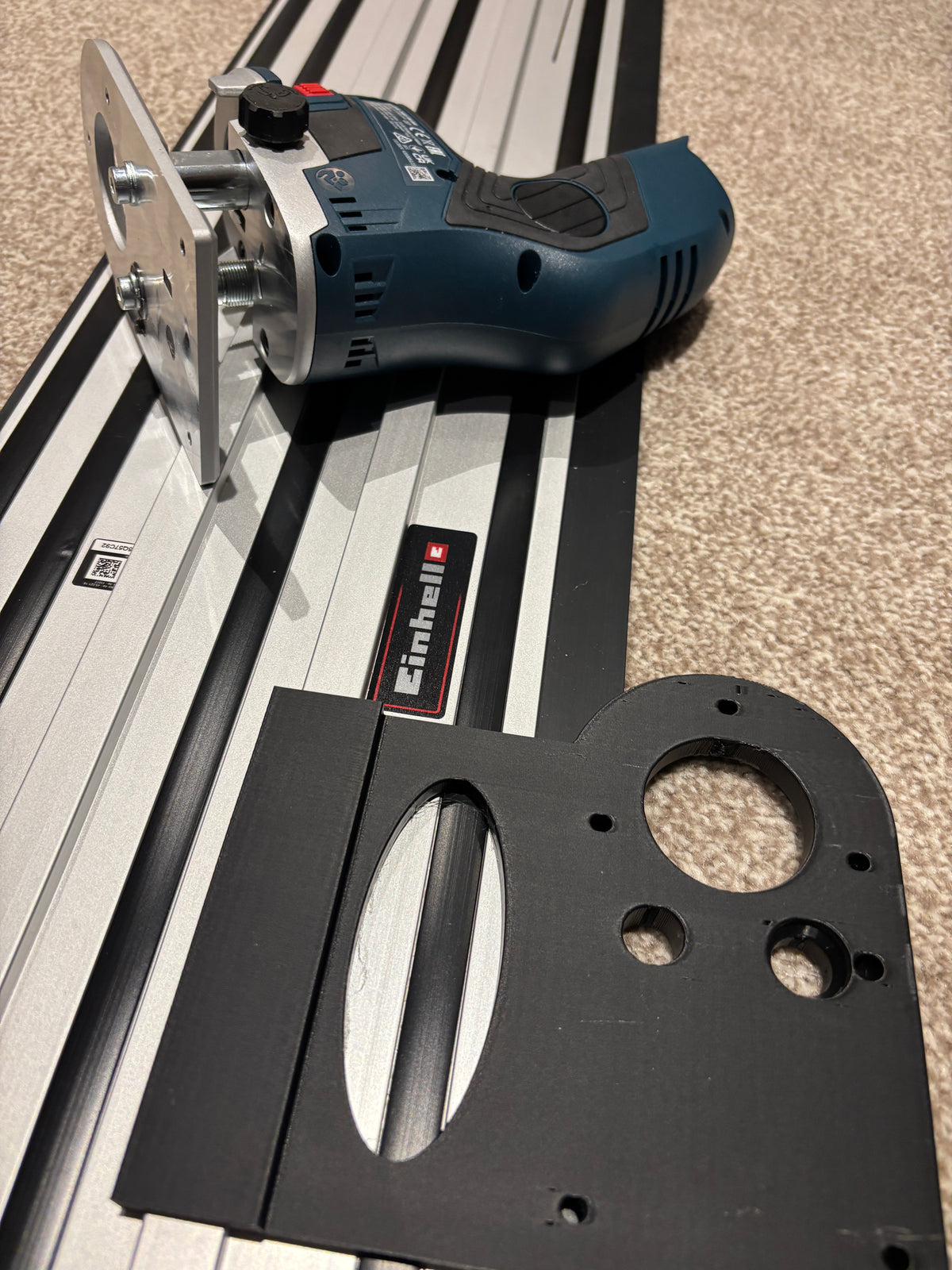Bosch GKF 12V-8 Akku-Kantenfräser Basis Führungsschienenadapter für Einhell Schiene / Führungsschiene