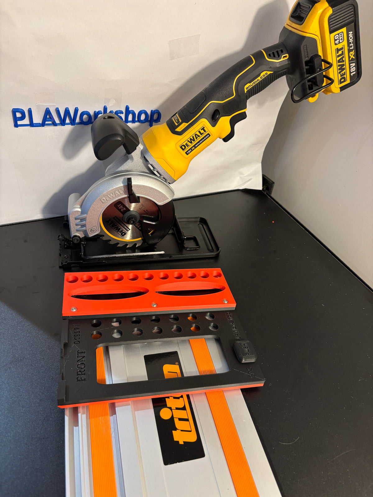 Dewalt DCS571 Handkreissäge Adapterbasis / Gleitplatte oder Schuh passend für Triton Führungsschiene