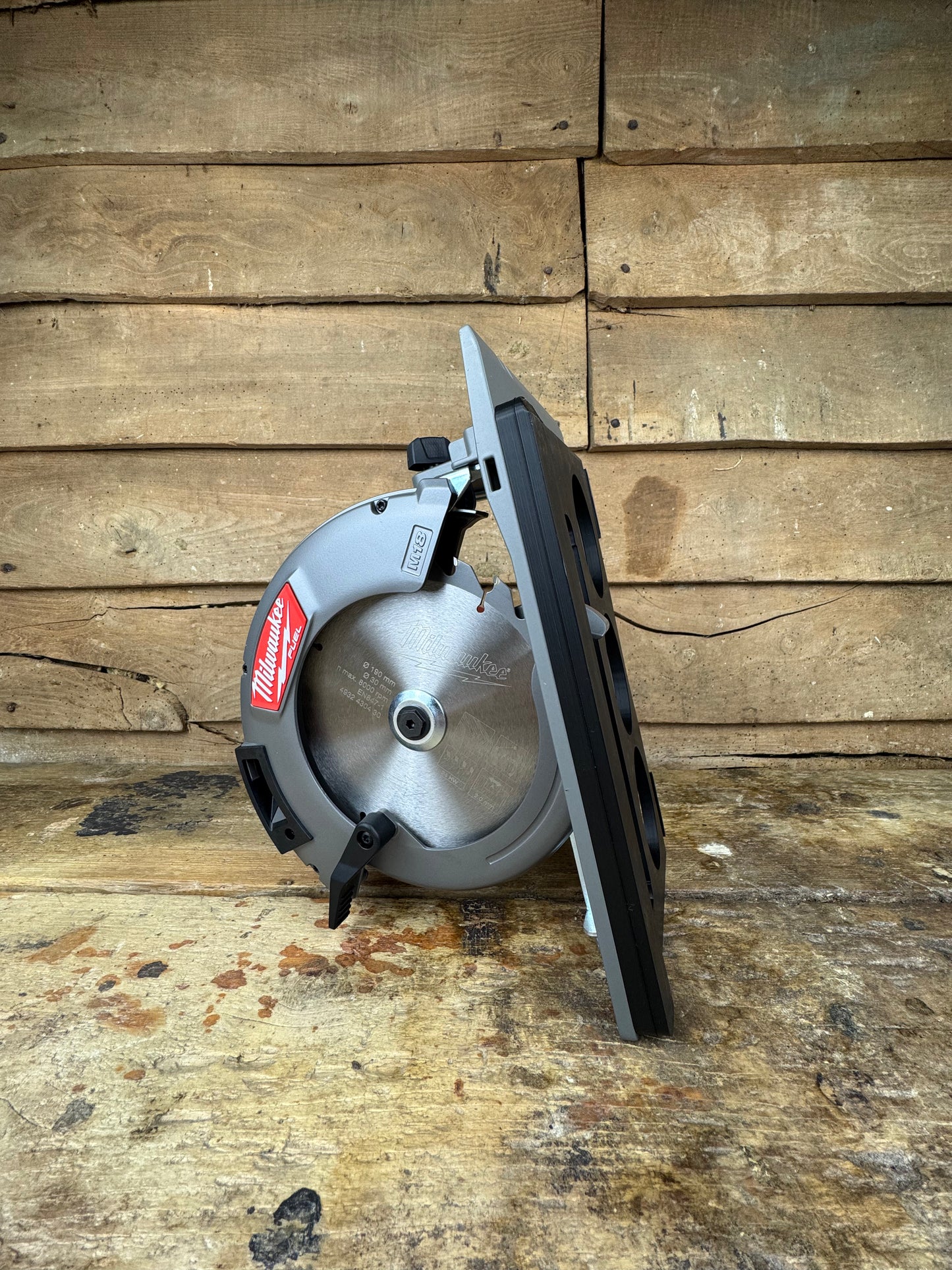 TOOLAX adaptor for Milwaukee M18 CCS66 Adaptor base / Skid plate for Circular Saw to fit Makita Guide rail