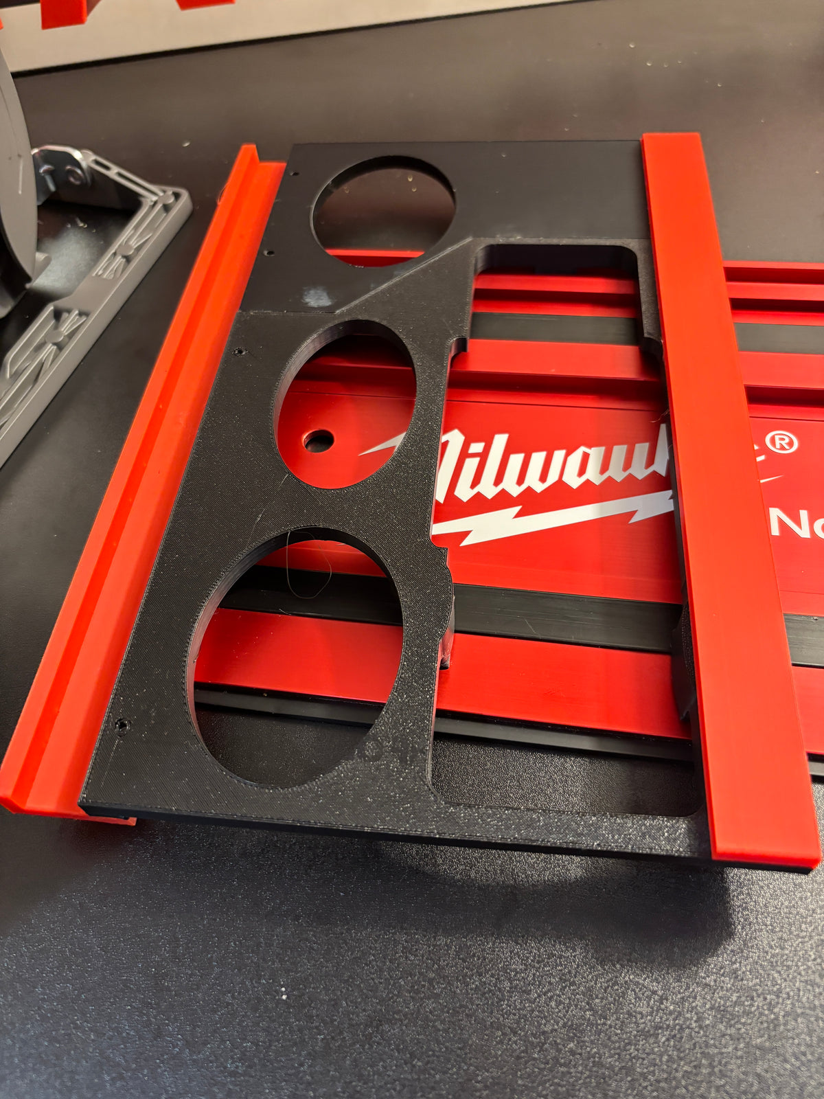 TOOLAX Adaptor base / Skid plate compatible with Milwaukee M18 CCS55 Circular Saw to fit Milwaukee Guide rail