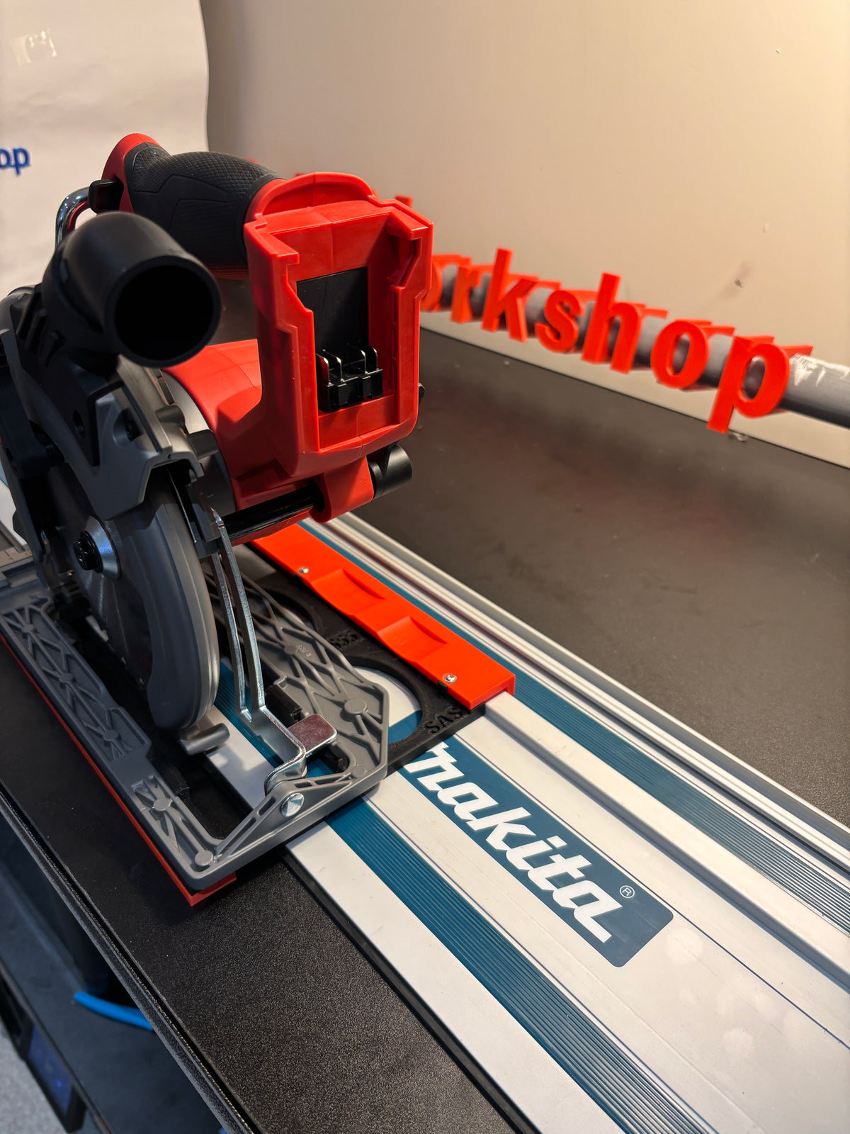 Milwaukee M18 CCS55 Adaptor base / Skid plate for Circular Saw to fit Makita Guide rail