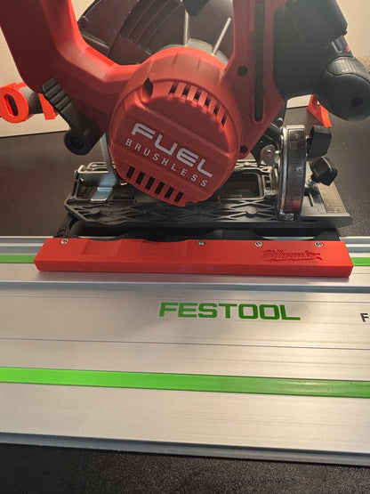 Base adaptatrice / patin Milwaukee M18 CCS55 pour scie circulaire, compatible avec rail de guidage Festool