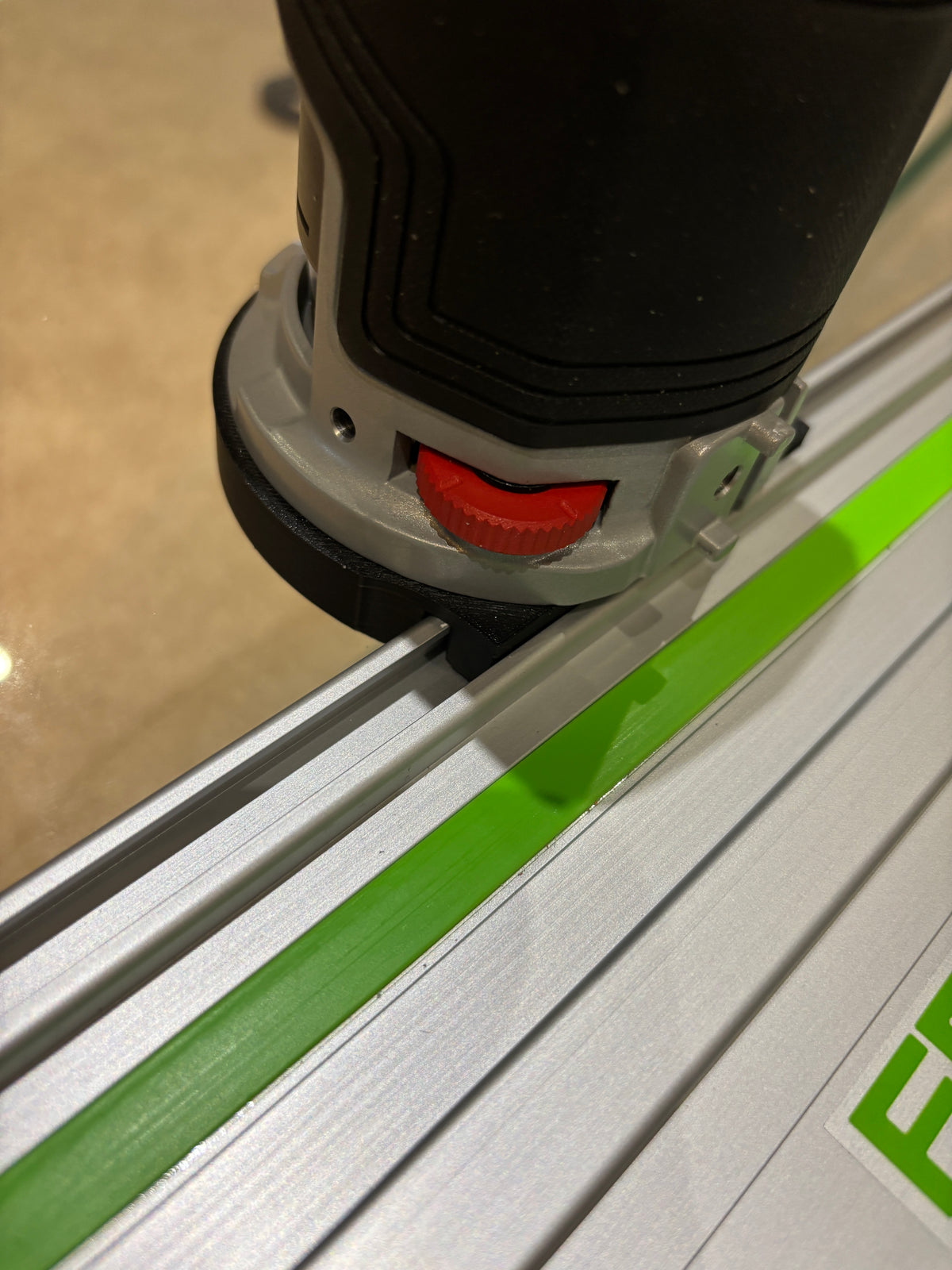 Bosch GKF 18V-25 Kantenfrees Invalvoet Geleidingsrailadapter naar Festool Rail / Geleidingsrail