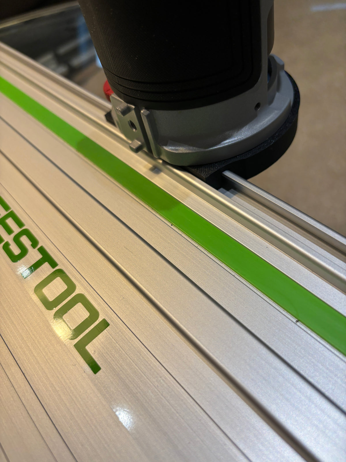Bosch GKF 18V-25 Kantenfrees Invalvoet Geleidingsrailadapter naar Festool Rail / Geleidingsrail