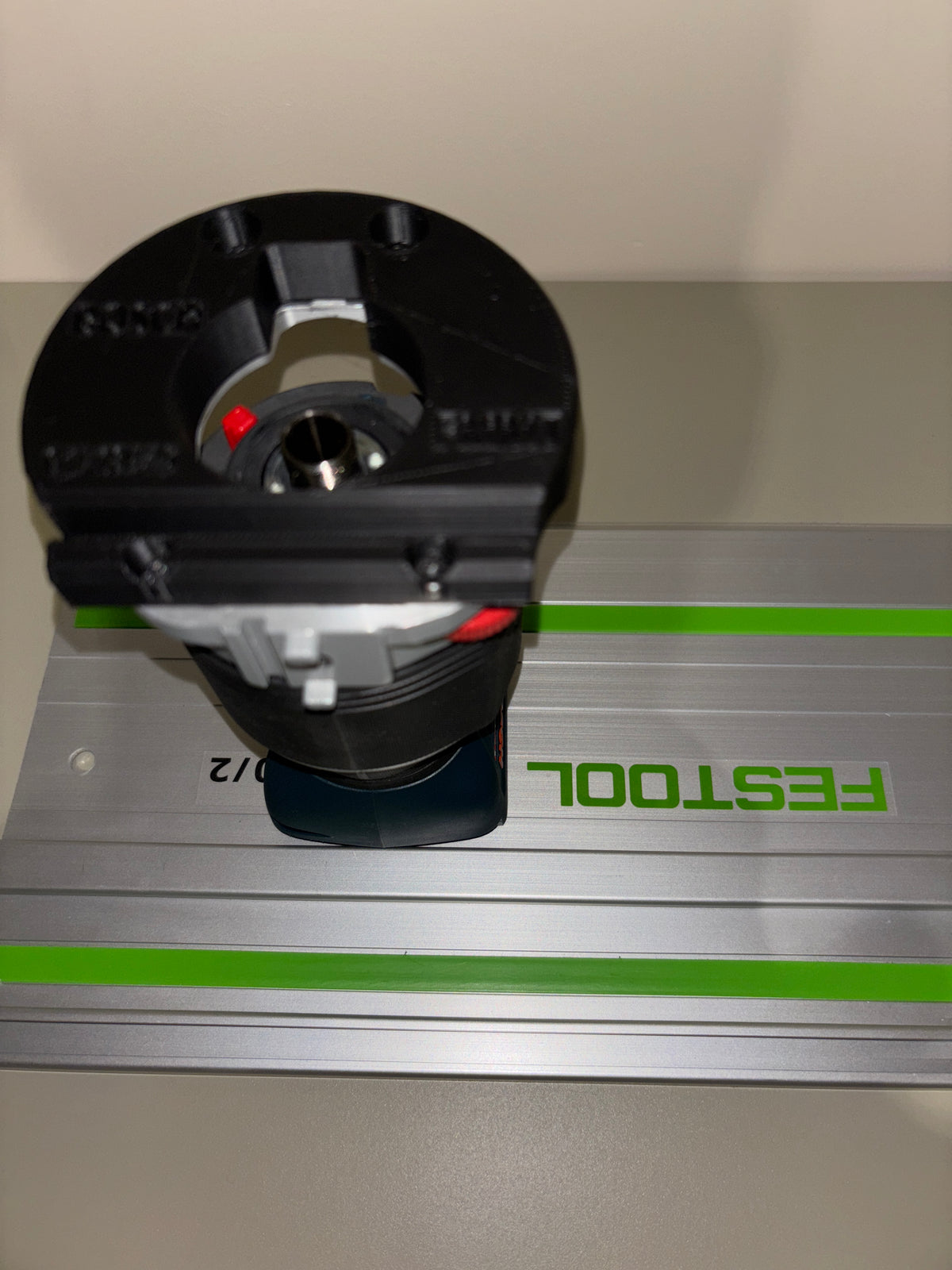 Bosch GKF 18V-25 Kantenfrees Invalvoet Geleidingsrailadapter naar Festool Rail / Geleidingsrail