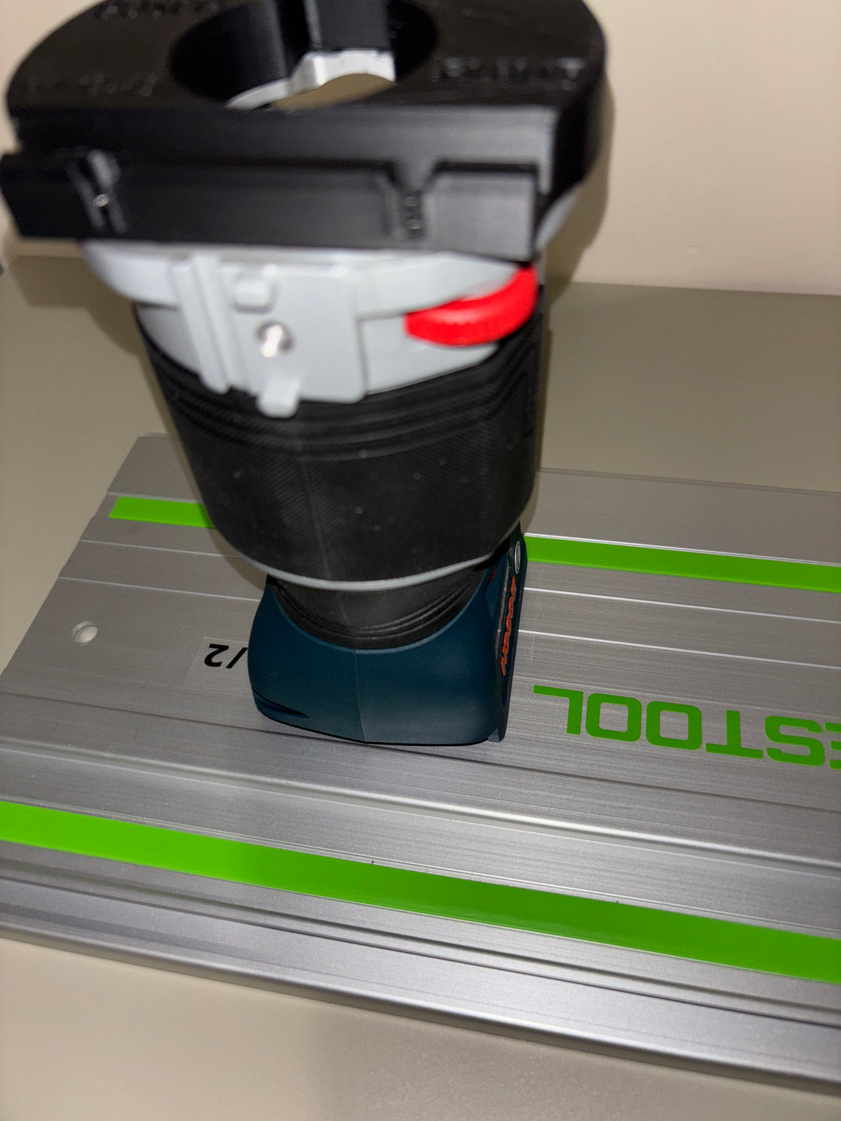 Bosch GKF 18V-25 Kantenfrees Invalvoet Geleidingsrailadapter naar Festool Rail / Geleidingsrail