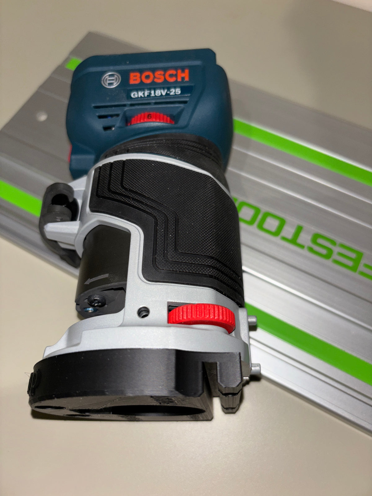 Bosch GKF 18V-25 Kantenfrees Invalvoet Geleidingsrailadapter naar Festool Rail / Geleidingsrail