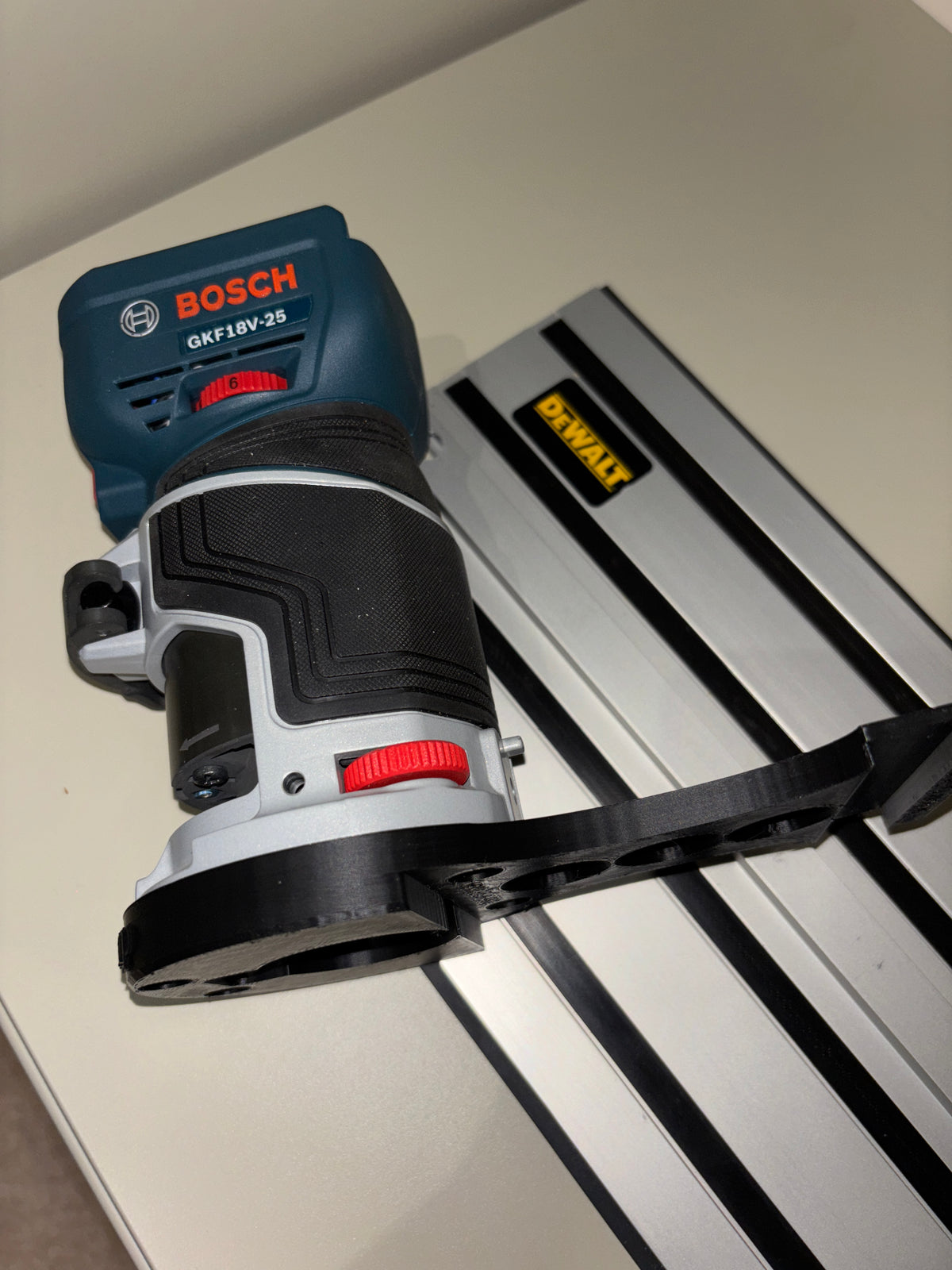 Bosch GKF 18V-25 Trim Router Plunge Base Guide Rail Adapter to Dewalt Track / Guide Rail