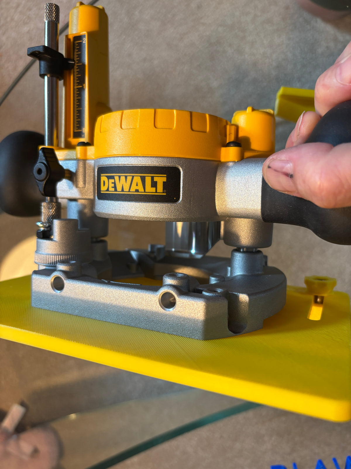 TOOLAX Mini Bench Top Router Table with Angle/Fence Guide fits Dewalt Routers DCW600 DWP611 via DNP612 Plunge Base