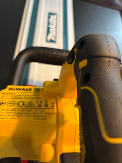 Base d'adaptation / Plaque de glissement Dewalt DCS383 pour scie circulaire afin de l'adapter au rail de guidage Makita