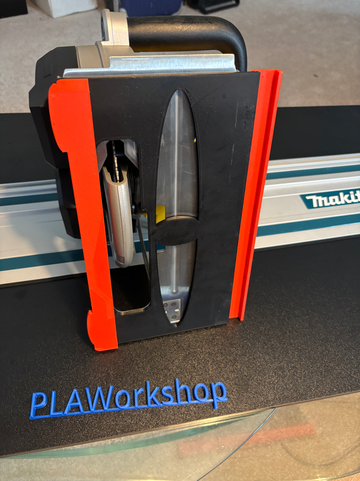 Base d'adaptation / Plaque de glissement Dewalt DCS383 pour scie circulaire afin de l'adapter au rail de guidage Makita