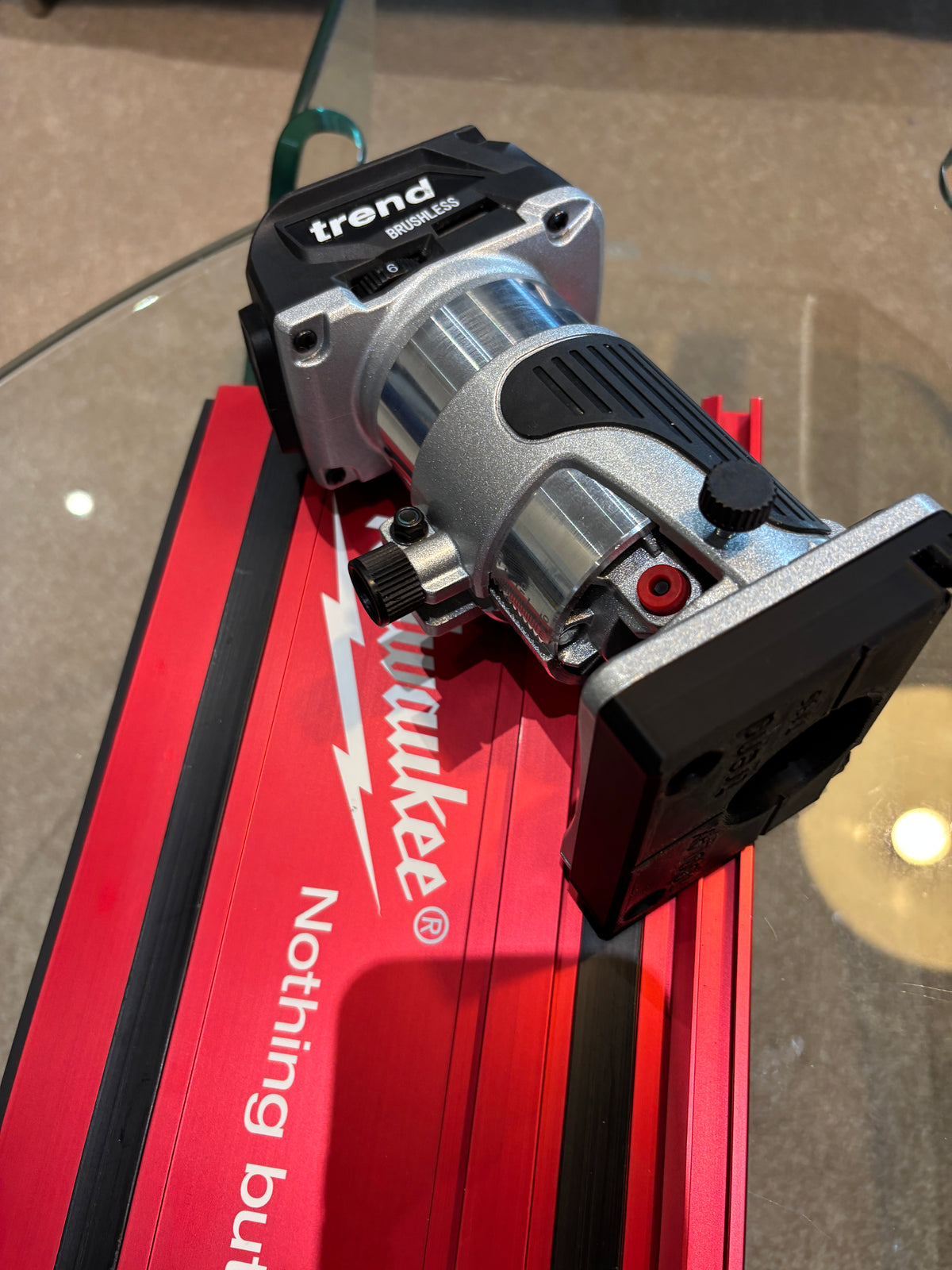 Trend T18S / R 14B Bovenfrees Geleiderailadapter voor Milwaukee Geleiderail