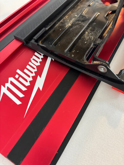 Dewalt DWE550 Adapter basis / Glijplaat voor cirkelzaag passend op Milwaukee geleiderail