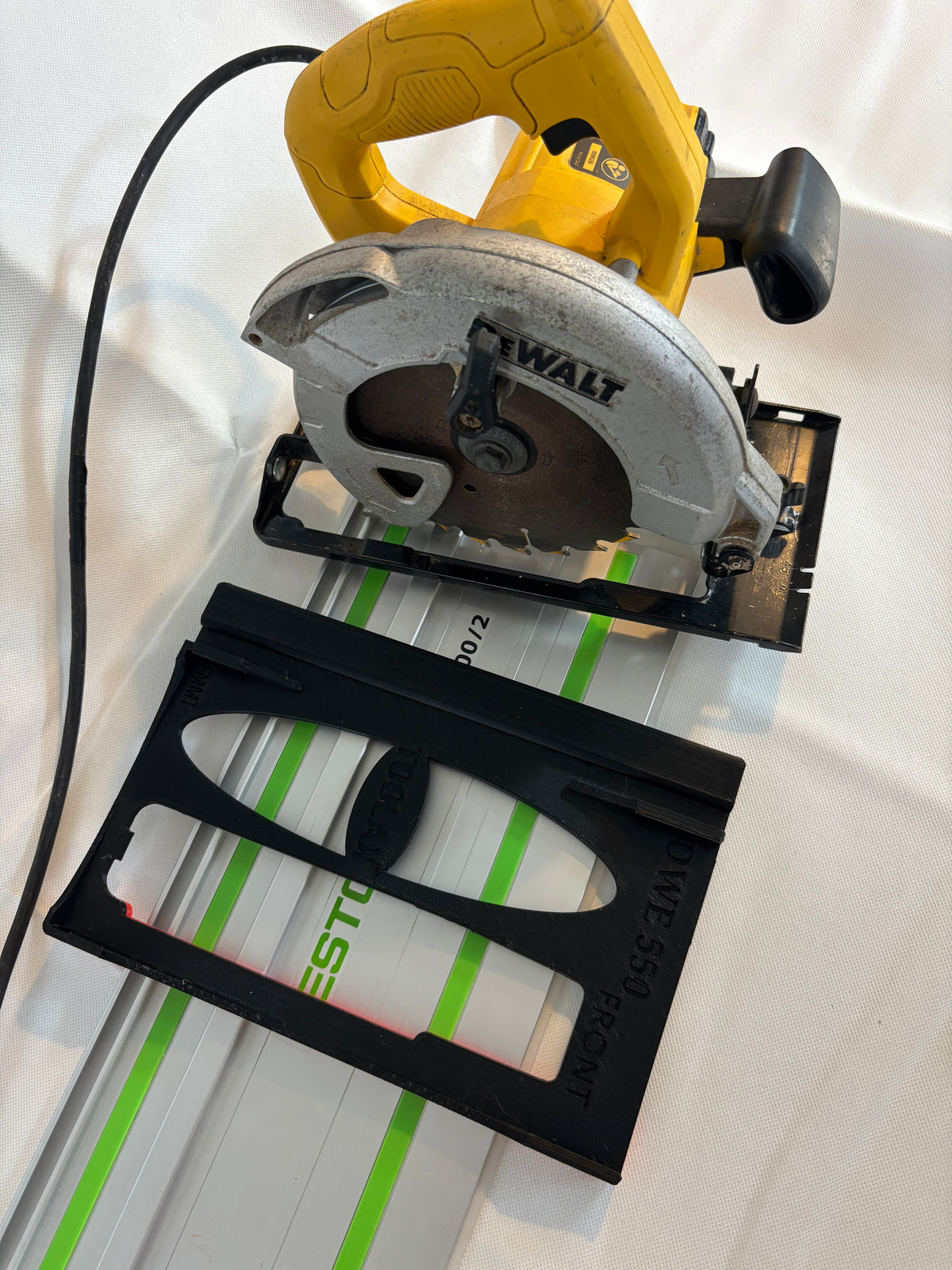 Dewalt DWE550 Adaptor base / Skid plate for Circular Saw to fit Festool Guide rail
