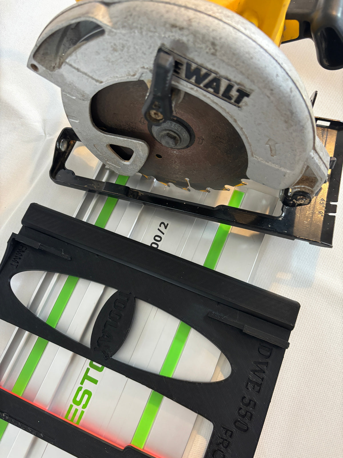 Dewalt DWE550 Adaptor base / Skid plate for Circular Saw to fit Festool Guide rail