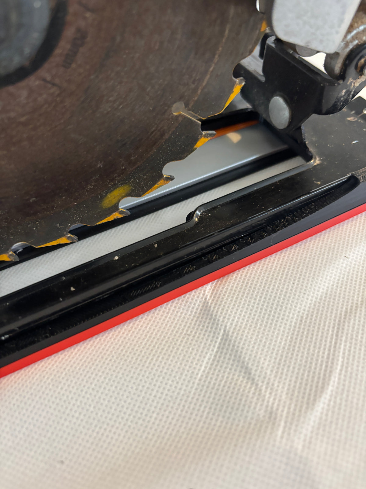 Dewalt DWE550 Adaptor base / Skid plate for Circular Saw to fit Triton Guide rail