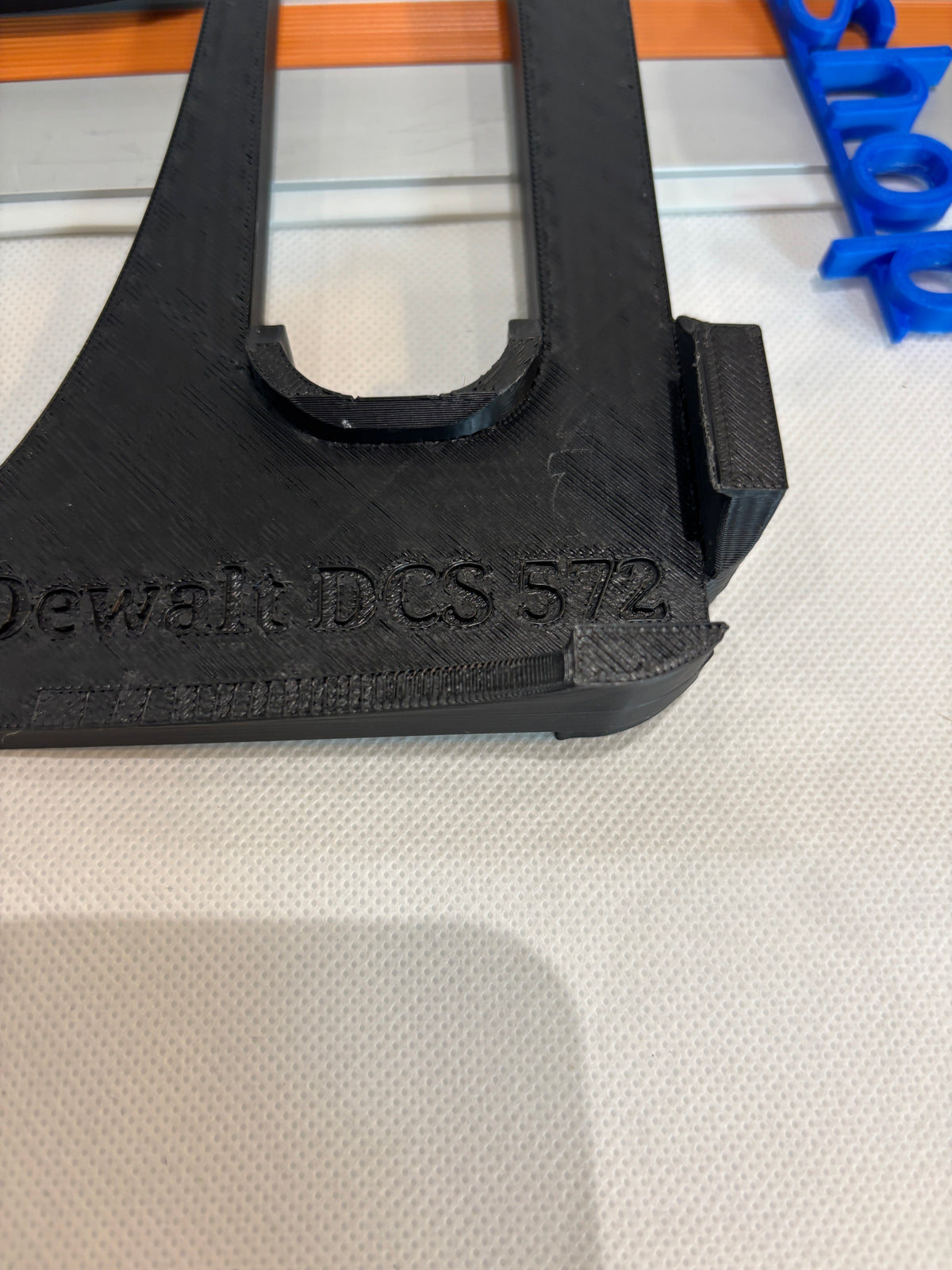 Dewalt DCS572 Adapterplatte / Gleitplatte / Schuh für Kreissäge kompatibel mit Evolution Führungsschiene