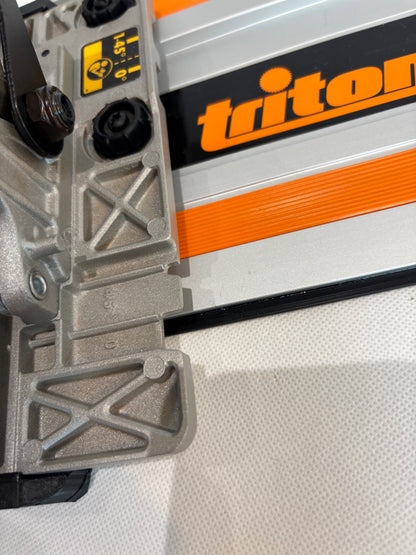 DeWalt DCS572 Adapterbasis / Grondplaat / Zool voor Cirkelzaag, compatibel met Triton geleiderail