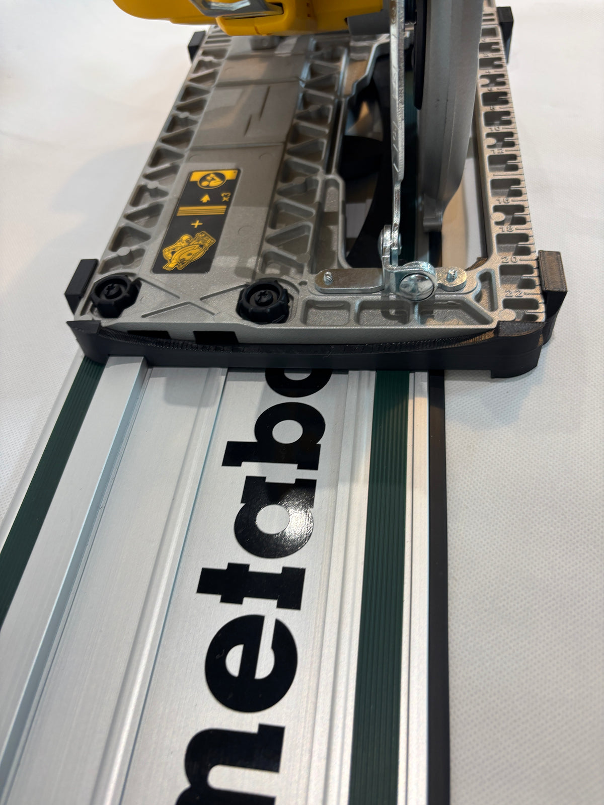 Adaptateur TOOLAX pour scie circulaire Dewalt DCS572 – Compatible avec le rail de guidage Metabo