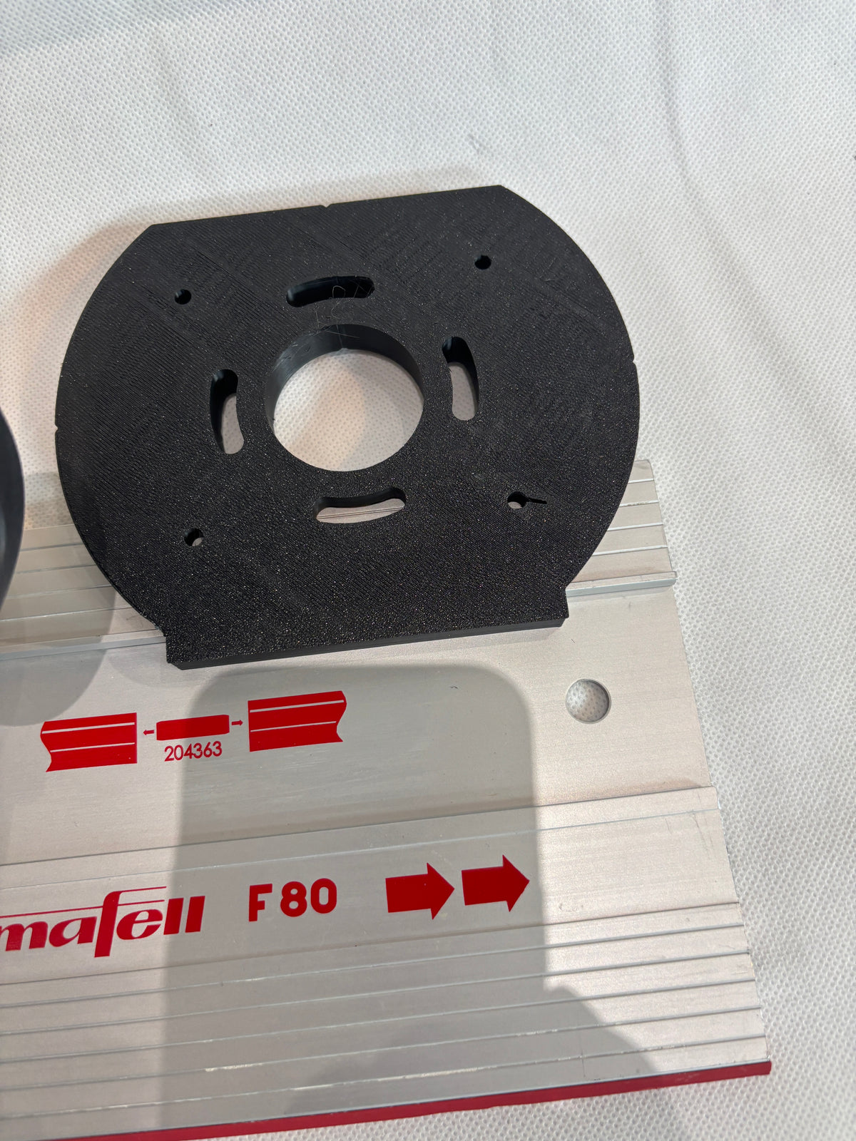 TOOLAX Adapter voor Mafell geleiderail voor Dewalt bovenfrezen: D26203, D26204 & DCW604