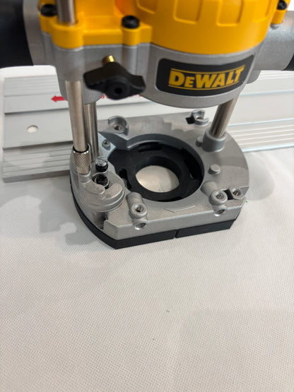 TOOLAX Adapter voor Mafell geleiderail voor Dewalt bovenfrezen: D26203, D26204 & DCW604