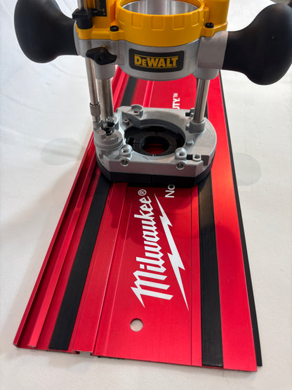 TOOLAX Adapter om Milwaukee geleiderail te monteren op Dewalt bovenfrezen: D26203, D26204 & DCW604