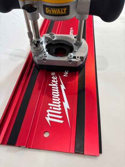 TOOLAX Adapter om Milwaukee geleiderail te monteren op Dewalt bovenfrezen: D26203, D26204 & DCW604