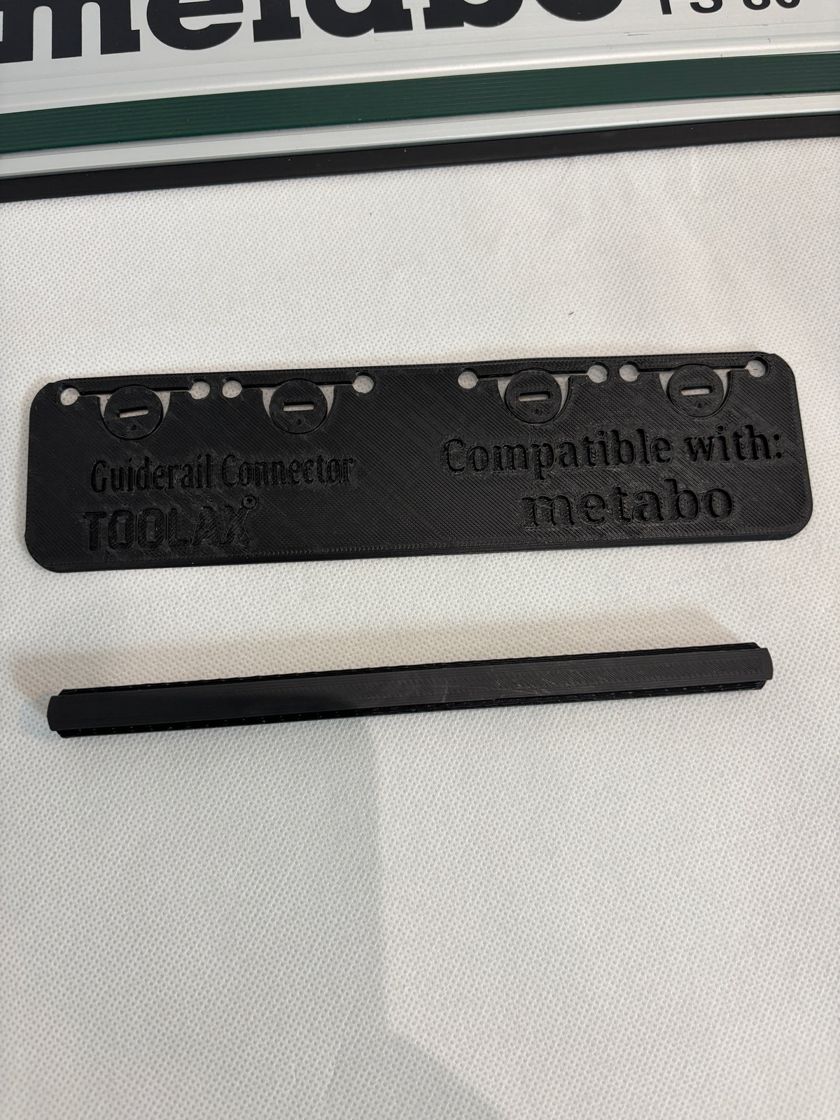 TOOLAX Connector compatible with the Metabo guide rails - Fast, Precise and Secure